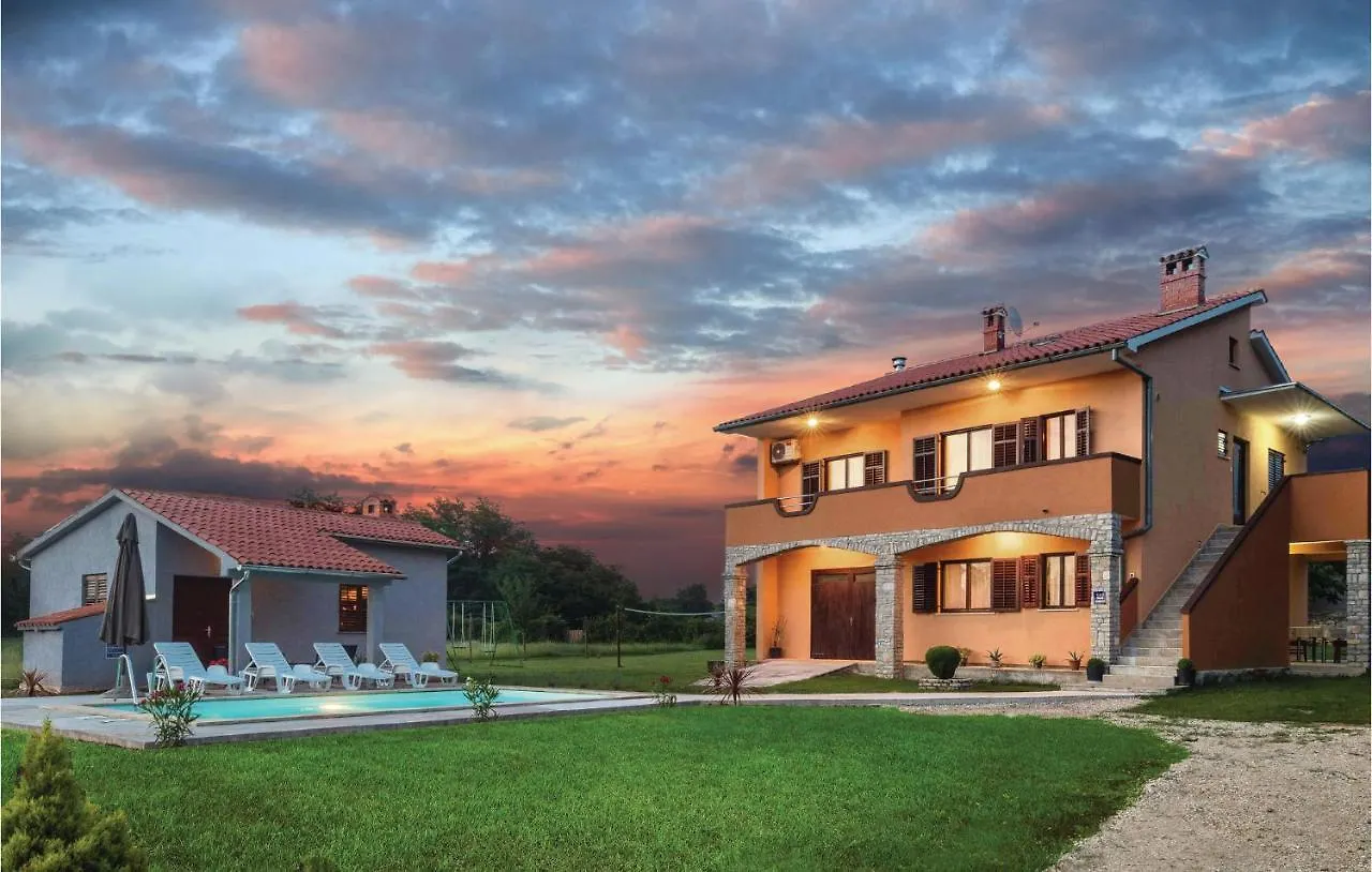 3 Bedroom Pet Friendly Home In Barban