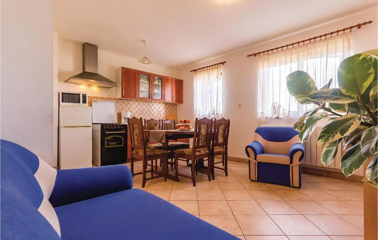 Vikendica 3 Bedroom Pet Friendly Home In Barban
