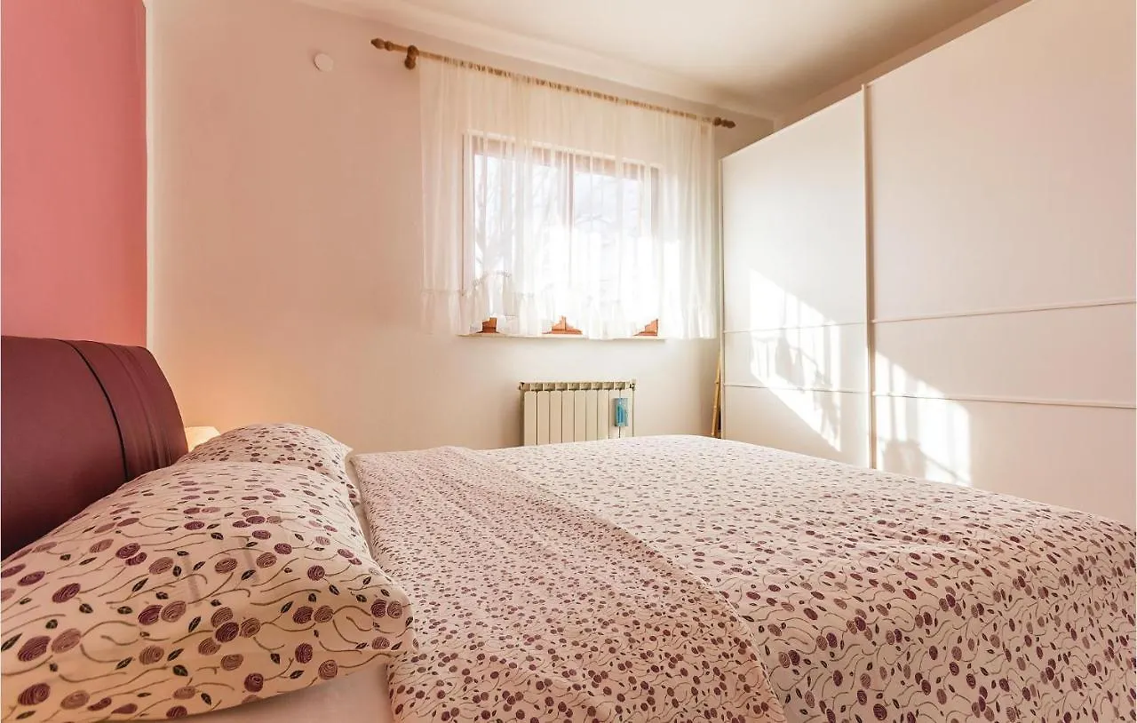 3 Bedroom Pet Friendly Home In Barban Vikendica