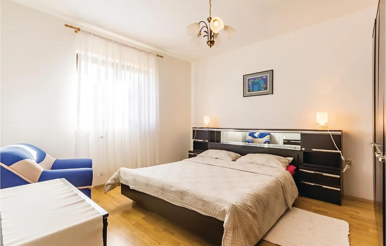 Vikendica 3 Bedroom Pet Friendly Home In Barban