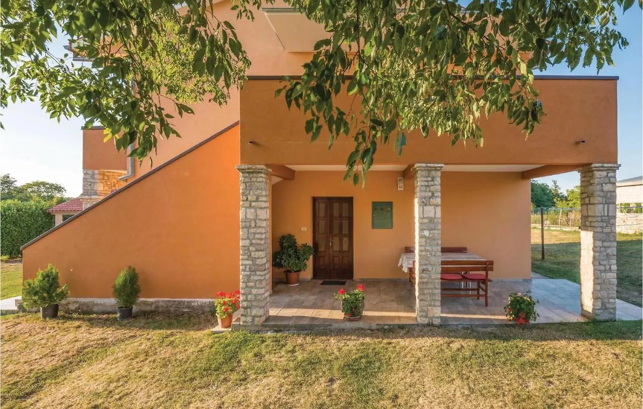 3 Bedroom Pet Friendly Home In Barban 0*,  Croatia